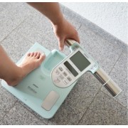 WAGA BF511 TURQ OMRON z analizatorem składu ciała